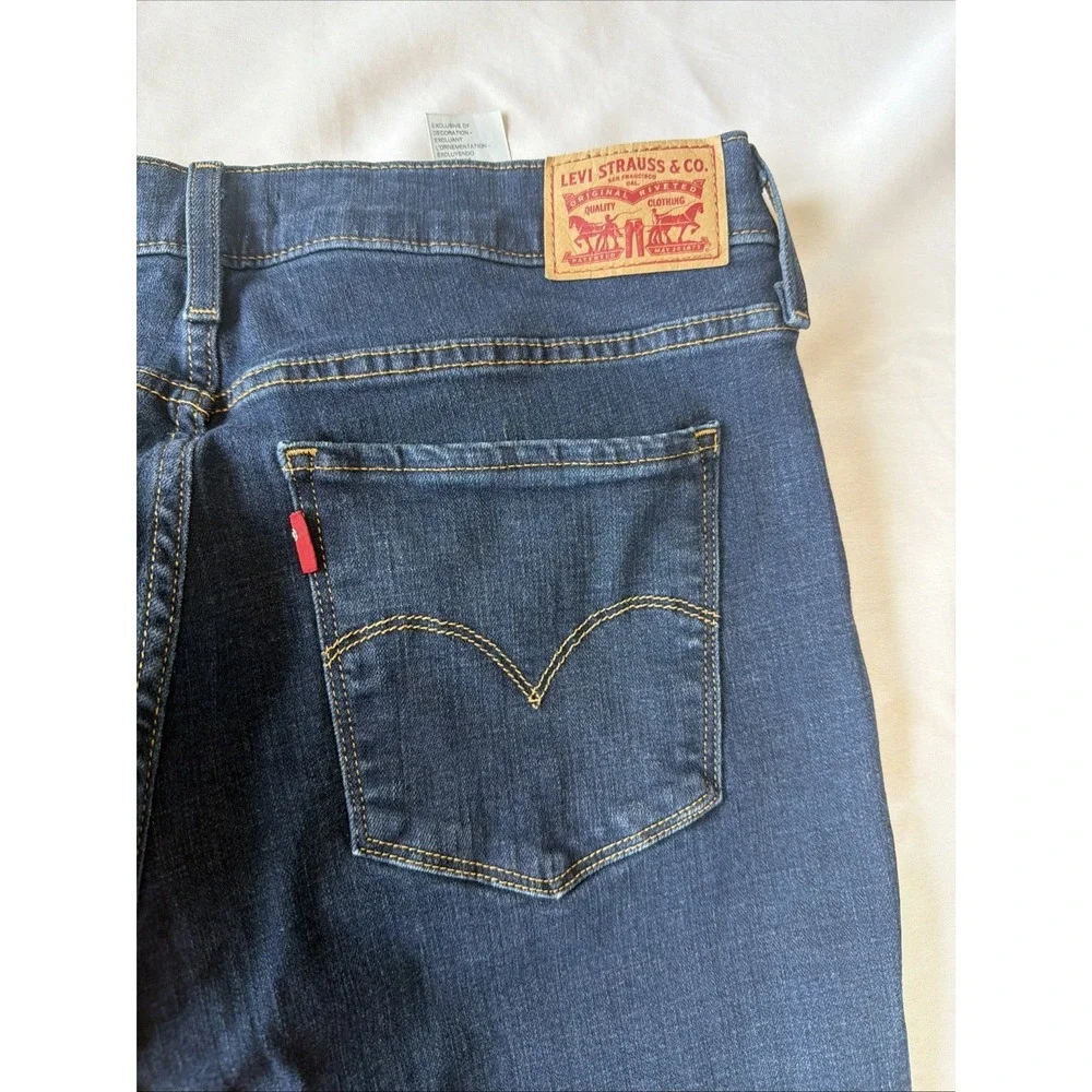 Levi's 315 Shaping‎ Bootcut Women's Jeans Size 32 (Fits US 12) Dark Blue Stretch